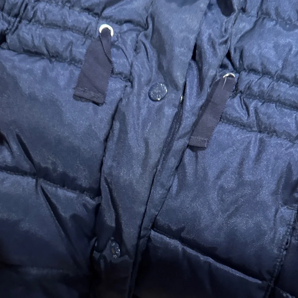 GAP Navy Blue Girls Satin  Puffer Coat size medium